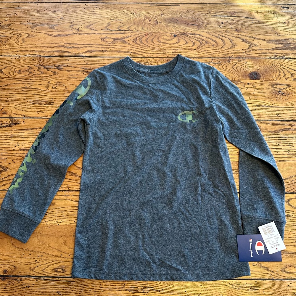 Champion Long Sleeved T size Small NWT